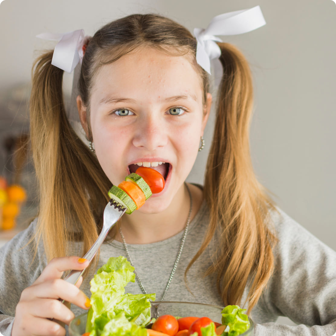 Antioxidant-Rich Diet : Nourishing Your Brain for Cellular Protection
